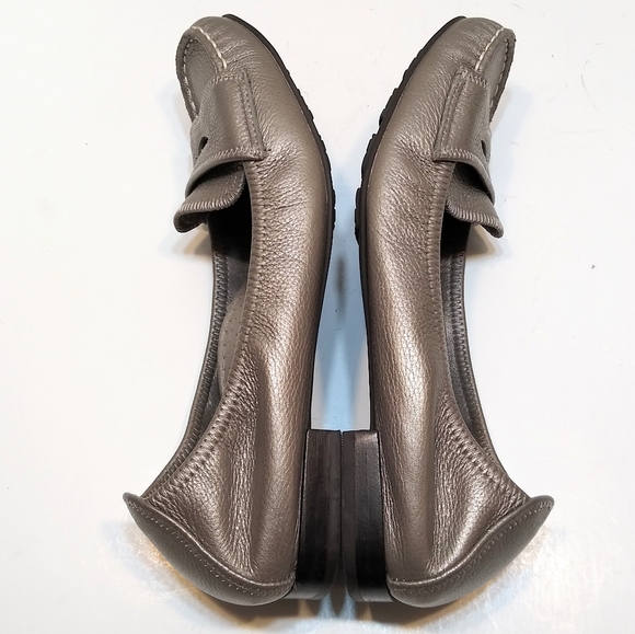 Cole Haan Nike Air "Candyce" loafers, pewter, 6B. Silver flats. - Picture 4 of 11